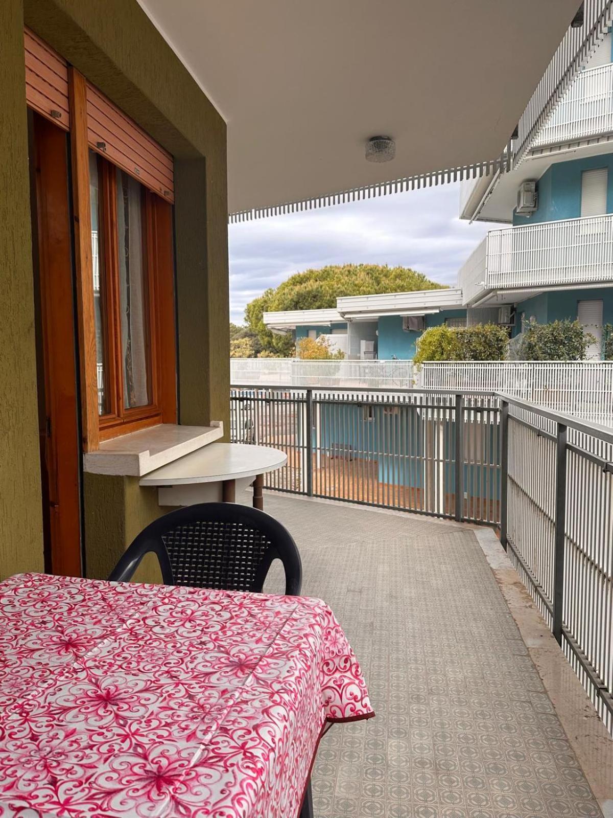Condominio Moschettieri Monolocale Бибионе Экстерьер фото